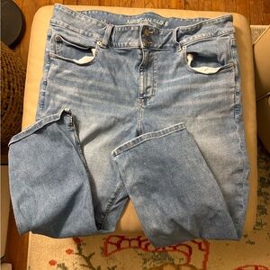 American Eagle Outfitters Women's Artist Crop Jeans